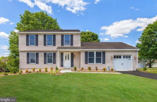 702 Elizabeth Ct, Aberdeen, MD 21001-1658