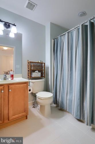 1940 Speedwell Rd, Lancaster PA  17601-4630 exterior