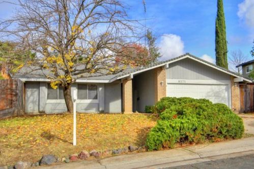 8371 Robina Ct, Citrus Heights, CA 95662-3037