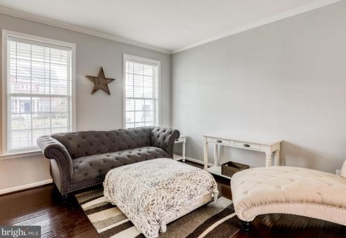 365 Chickamauga Dr, Harpers Ferry WV 25425-3633 exterior