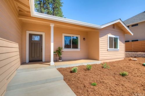 1645 Lighty Ln, Paradise, CA 95969-4469
