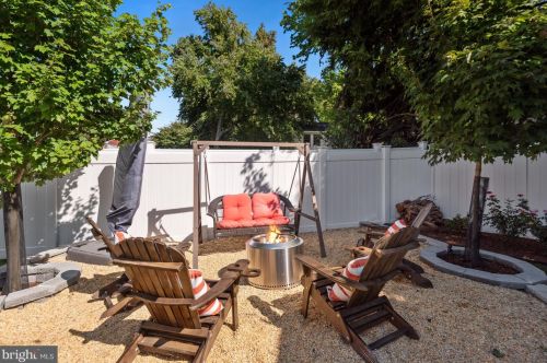 9505 Ocala St, Silver Spring MD 20901-3049 exterior