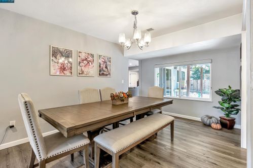 1980 Gilardy Dr, Concord CA  94518-3214 exterior