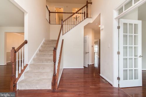 464 Maddex Farm Dr, Shepherdstown, WV 25443-4381