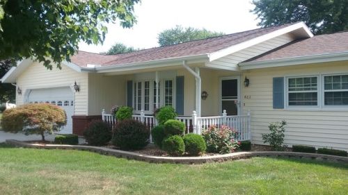 403 Indiana St, Ashmore, IL 61912-9779