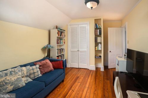 229 Mt Lucas Rd, Princeton NJ 08540-1906 exterior