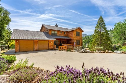 30601 Sheeptrail Ct, Tehachapi, CA 93561-8564