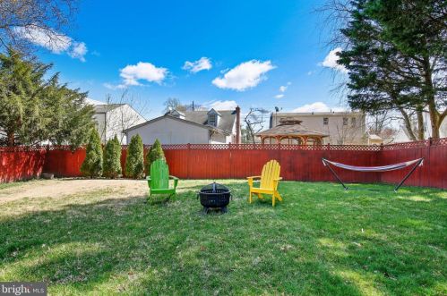 10159 Sutherland Rd, Silver Spring MD 20901-2236 exterior