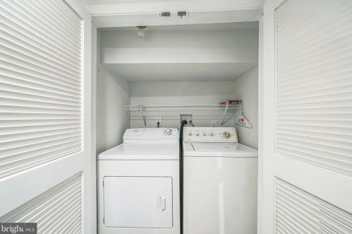 1007 19th St, Philadelphia PA 19146-2606 exterior