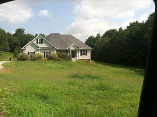 135 King Arthur Ct, Calhoun, GA 30701-7994