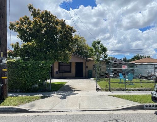 2228 Stockwell St, Compton, CA 90222-2902