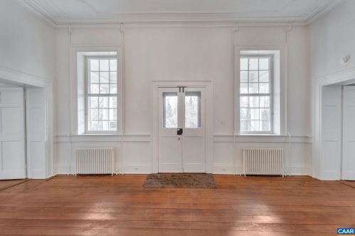 501 9th St, Charlottesville, VA 22903-3842