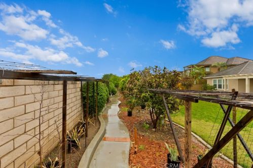 11822 Abington St, Riverside CA  92503-5992 exterior