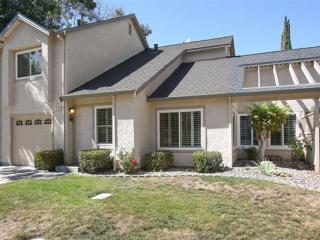 2114 Delucchi Dr, Pleasanton, CA 94588-8318