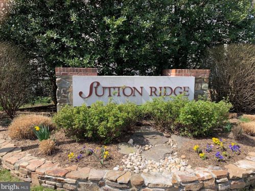 11406 Windleaf Ct, Herndon VA  20194-2047 exterior