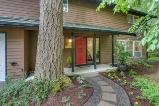 25010 31st Pl, Redmond, WA 98075-9423