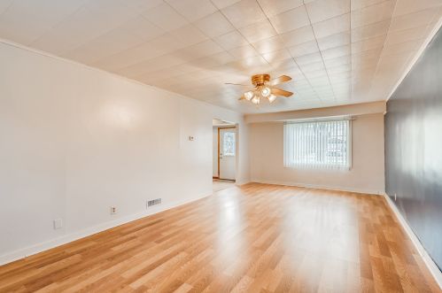 189 Pinecrest Rd, Lemont IL  60440-2461 exterior