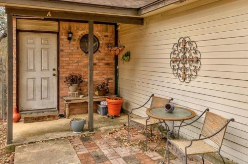 2639 Alcott Ln, Austin, TX 78748-1285