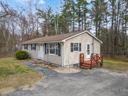 255 Hobbs Rd, Pelham, NH 03076-2728