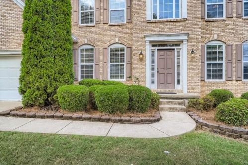 363 Pasatiempo Ln, Suwanee, GA 30024-7622