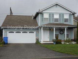 15924 42nd Ave, Tacoma WA  98446-3095 exterior