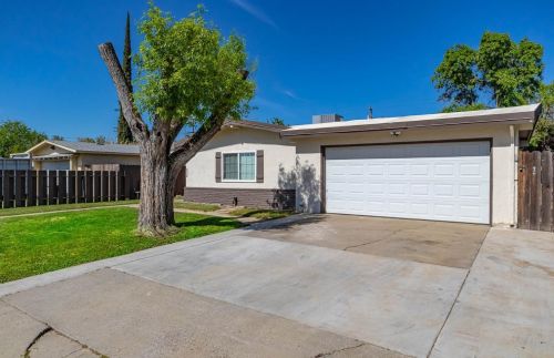 2815 Green St, Merced, CA 95340-3231