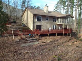 20 Starboard Tack Dr, Salem, SC 29676-4026