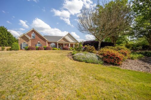 10 Caseys Way, Porterdale, GA 30014-7463