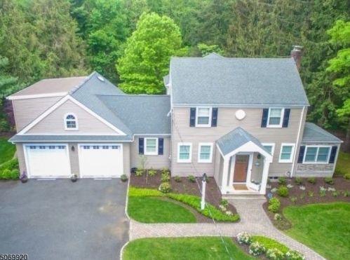 290 Diamond Spring Rd, Parsippany, NJ 07834-2912