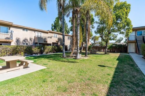 605 Mollison Ave, El Cajon, CA 92020-6688