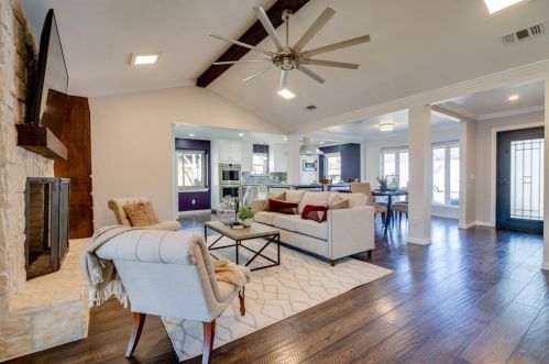 3817 Westminster Dr, Carrollton TX 75007-2465 exterior