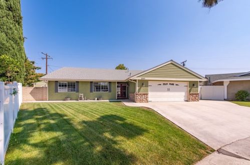 2297 Copley St, Simi Valley, CA 93063-2618