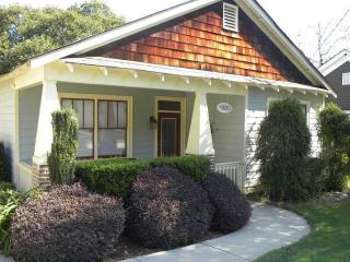 1283 Mercer Ave, Atlanta GA  30344-5018 exterior