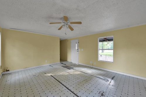 17097 Vly Ln, Conroe TX  77306-8646 exterior