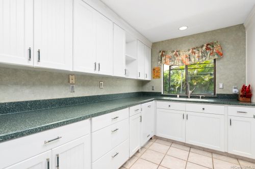 7777 Kalohelani Pl, Honolulu HI 96825-2829 exterior