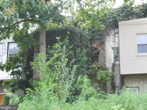 2135 9th St, Philadelphia PA  19122-1313 exterior