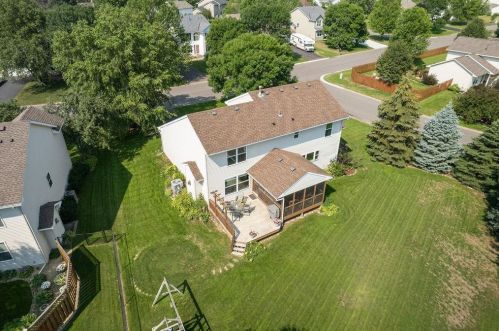 8009 Greenbriar Ln, Saint Paul MN  55125-8472 exterior