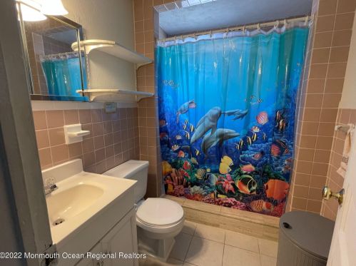 139 Princeton Ave, Lavallette NJ 08735-2635 exterior