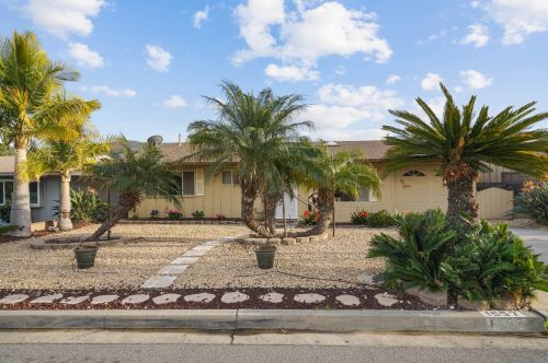 1557 La Casita Dr, San Marcos, CA 92078-4723