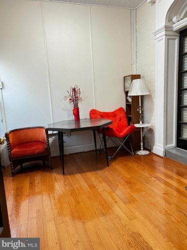 5712 5th St, Philadelphia, PA 19120-2316