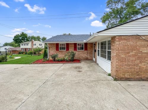 10908 Fernhill Dr, Cincinnati, OH 45241-2773