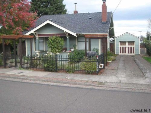 1535 Takena St, Albany, OR 97321-2162