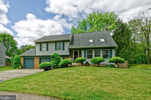 19 Bromley Dr, Erial, NJ 08081-9656