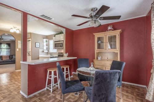 1415 Shady Grv Rd, Irving TX  75060-6430 exterior