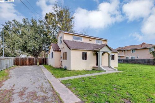 855 Runnymede St, Palo Alto, CA 94303-1735