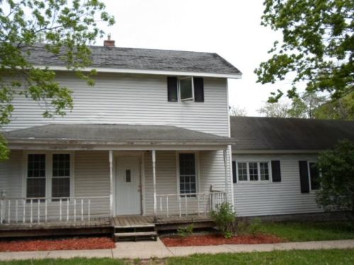 318 Courtland St, Cherry Grove, MN 55975-1234