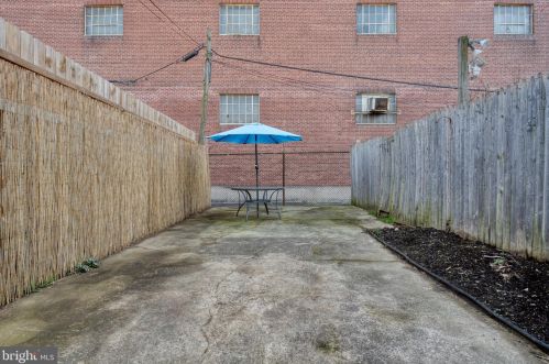 220 Liberty St, Lancaster PA  17602-1934 exterior