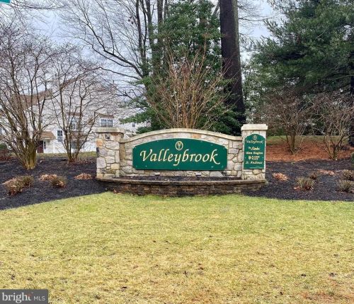 46 Pinehurst Ct, Blenheim, NJ 08012-5602