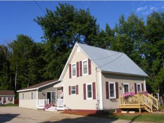 49 Promenade St, Shelburne, NH 03581-1600