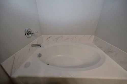 1544 Chama Dr, Fort Worth TX  76119-2666 exterior